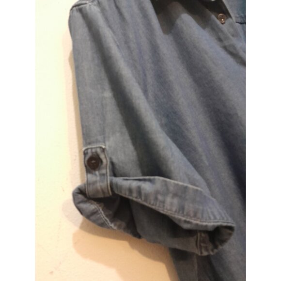 Calvin Klein Womens Denim Short Sleeve Western Roll Tab Casual Sz Medium Shirt - Picture 2 of 7